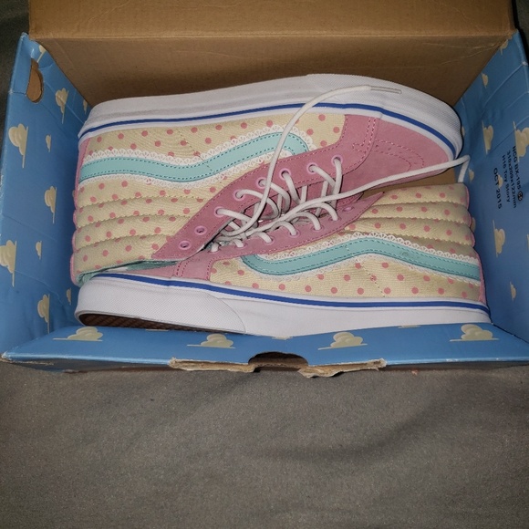 Toy Story Vans - Picture 2 of 8